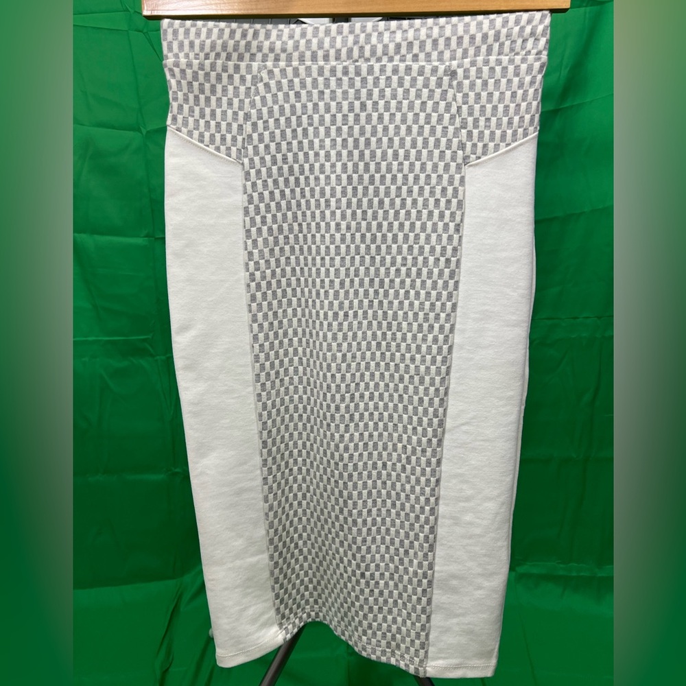Fraiche by J pencil skirt